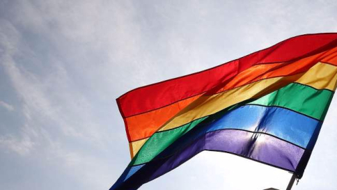 Slovenia, referendum: no a nozze e adozione per le coppie gay