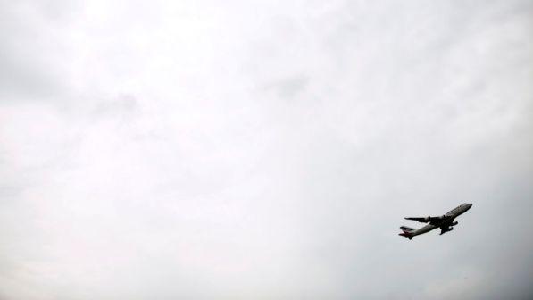 Germania, volo evacuato a Stoccarda per allarme attentato dopo lite