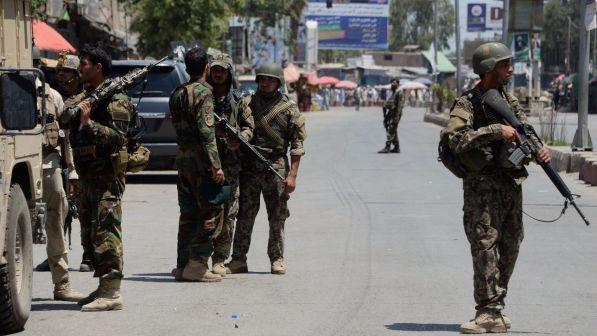 Afghanistan, soldato spara a un gruppo di militari americani: ci sono feriti