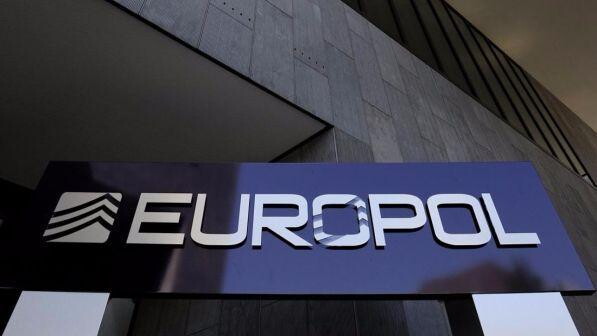 Isis, allarme dell'Europol: "Rischio di attacchi jihadisti con droni
esplosivi"