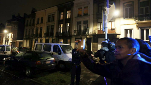 Antiterrorismo, forze speciali in azione a Parigi e a Bruxelles: sette arresti