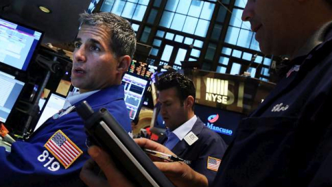 Wall Street chiude in calo