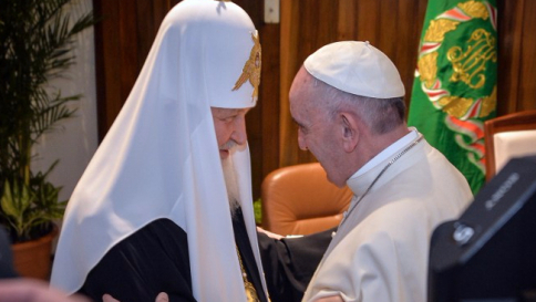 Papa-Kirill, a L'Avana lo storico abbraccio "Unità delle nostre chiese è voluta da Dio"