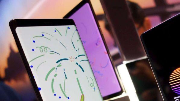 Apple e Samsung, l'Antitrust apre un'indagine su pratiche scorrette