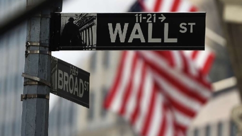 Wall Street chiude in positivo
