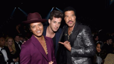 Grammy, "Uptown Funk" miglior disco