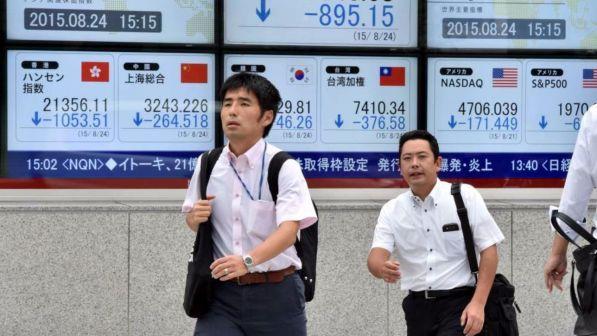 Tokyo, la Borsa chiude in rialzo: Nikkei +0,19% a 19.590 punti