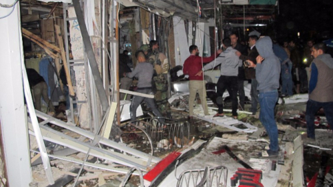 Baghdad, assalto kamikaze in centro commerciale rivendicato da Isis:strage