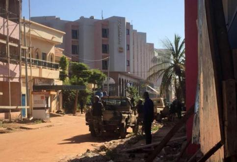 Mali, assalto jihadista a hotelOstaggi liberati, 27 morti