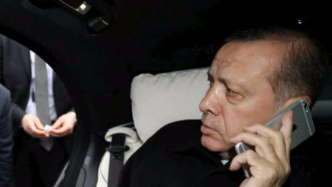 Polizia assalta la sede del quotidiano Zaman Turchia, dura condanna dell'Ue e degli Usa