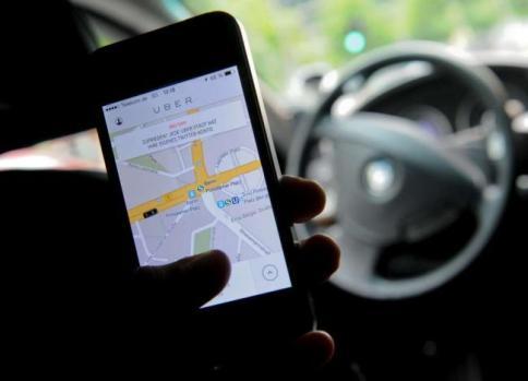 Accolto il ricorso dei tassisti: i giudici bloccano UberPop in tutta Italia