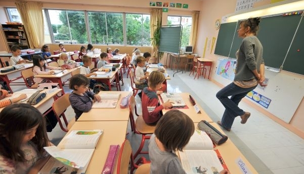 Se al mattino non vuole andare a scuola, prova con queste astuzie da mamma