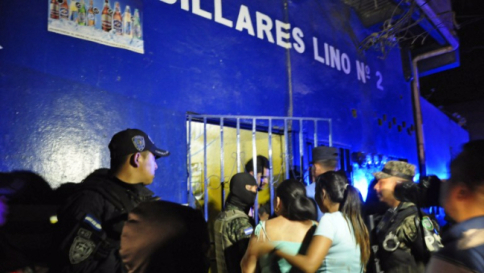 Honduras, massacro in una sala da biliardo della capitale: 11 morti e 3 feriti gravi
