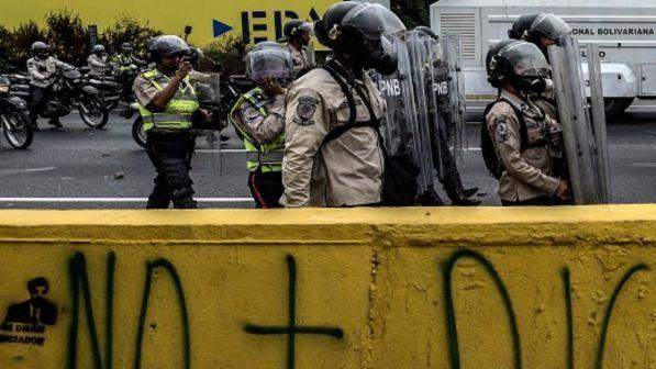 Proteste in Venezuela, fermato un paramedico italo-venezuelano