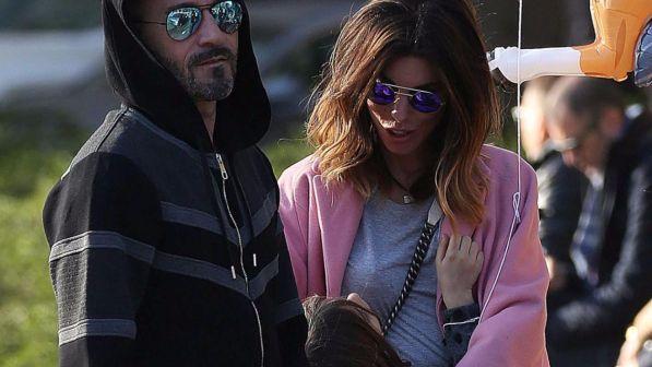 Max Biaggi e Bianca Atzei a Milano: ecco la famiglia allargata