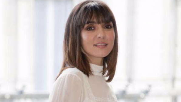 Ambra Angiolini tra Tradimenti e triangolo amoroso sul palco