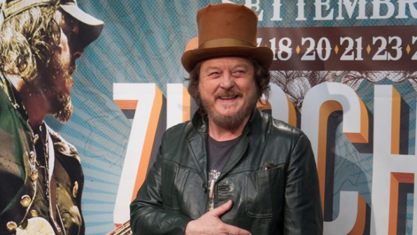 Zucchero: "Nel 2016 torno con 10 live, fosse stato oggi mi sarei fermato per Parigi"
