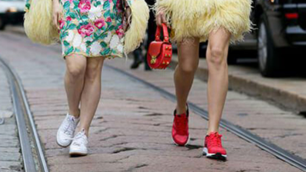 Sneakers: il lato comodo della moda