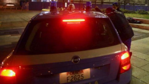 Napoli, 40enne ucciso in strada