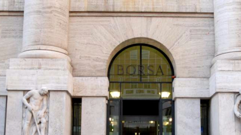 Piazza Affari chiude in positivo