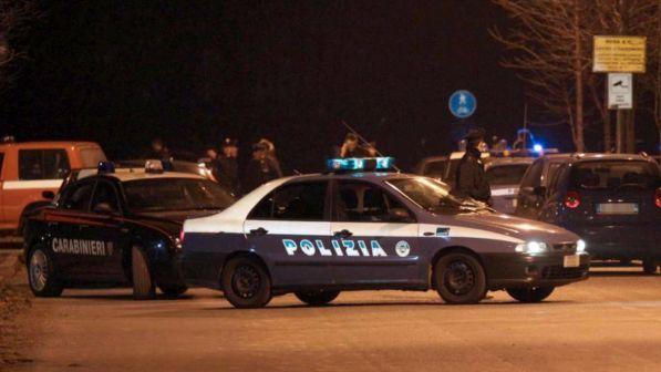 Ravenna, volante si schianta contro un albero: morti due poliziotti