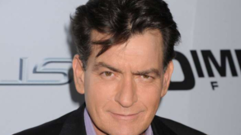 "Charlie Sheen è sieropositivo": lo annuncerà in diretta tv