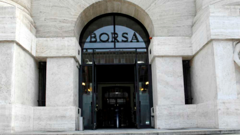 Piazza Affari affonda con le banche Bruciati tutti i guadagni del 2015