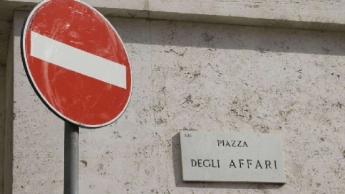 Borsa: Piazza Affari parte incerta