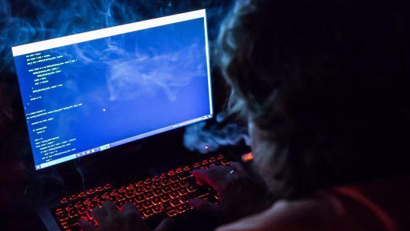 Usa, vietato software per timori con intelligence russa