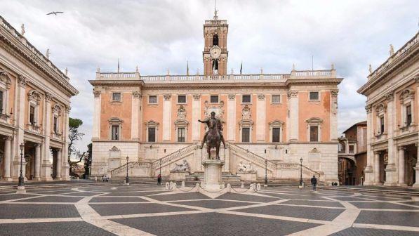 Corruzione: 8 arresti a Roma, anche ex consigliere Campidoglio
