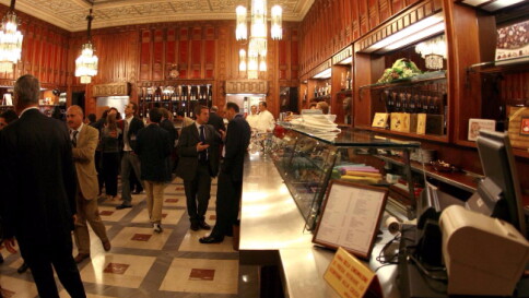 Camera, la buvette alza i prezzi: caffèe aperitivi più "salati" per i deputati