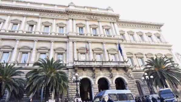Bankitalia, Pd "boccia" Visco: serve figura più idonea a dare fiducia