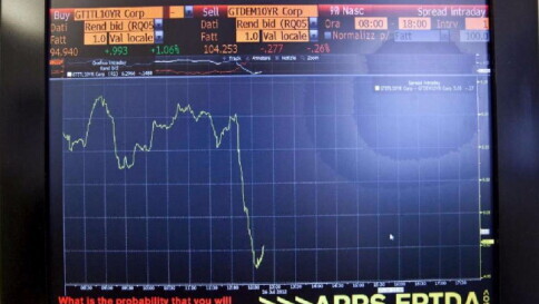 Borsa, nuovo crollo a Piazza Affari Torna incubo spread: risalito a 148