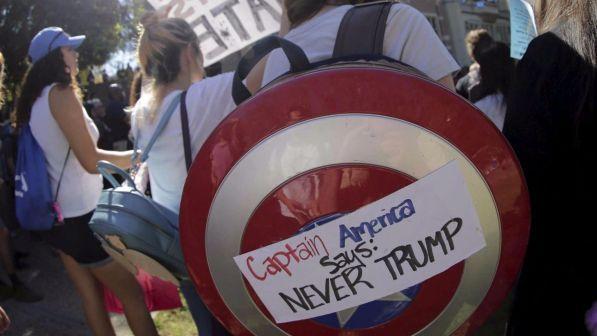Portland, corteo contro Donald Trump si trasforma in rivolta