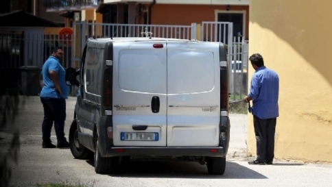Caserta, lite per un posteggio: 4 mortiSterminata famiglia,fermato poliziotto
