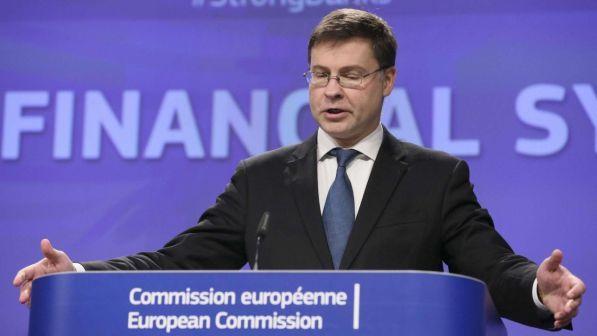 Banche, Dombrovskis: "Italia riduce di un quarto gli Npl, ma problema resta"