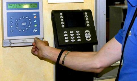 Jobs act, salgono i contratti stabili Ministero: "Ad aprile +48mila fissi"