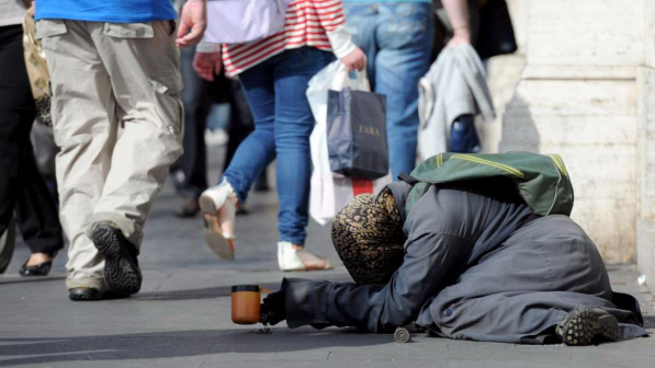 Povertà, l'Italia maglia nera in Ue: gli indigenti sono 7 milioni