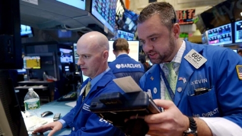 Borsa, Wall Street apre negativa