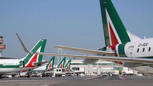 Alitalia, Lufthansa a Calenda: tagli significativi prima di accordo