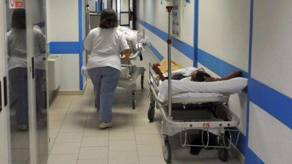 Sottraevano le chiavi ai malati e svaligiavano le loro case: quattro arresti