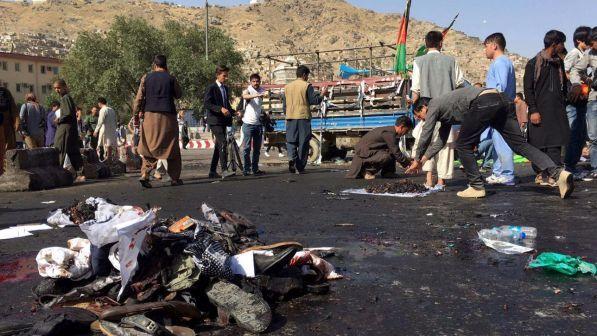 Afghanistan, attacco a moschea di Kabul: 14 morti e 24 feriti