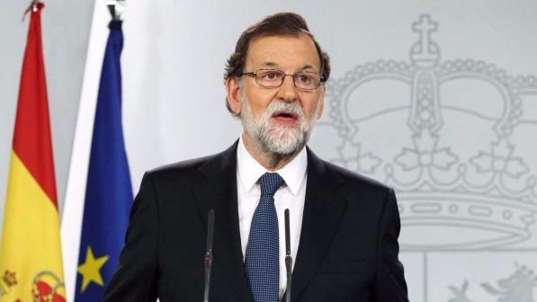 Indipendenza Catalogna, ultimatum di Rajoy: "Si chiarisca o stop autonomia"