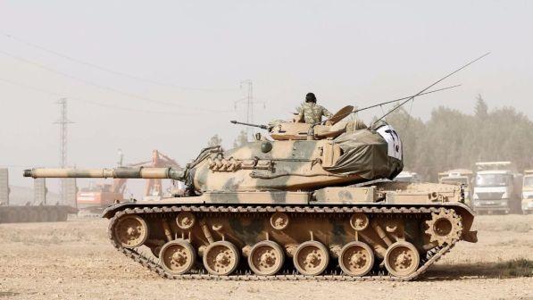 Mosca: "Abbiamo sconfitto l'Isis in Siria, missione compiuta"