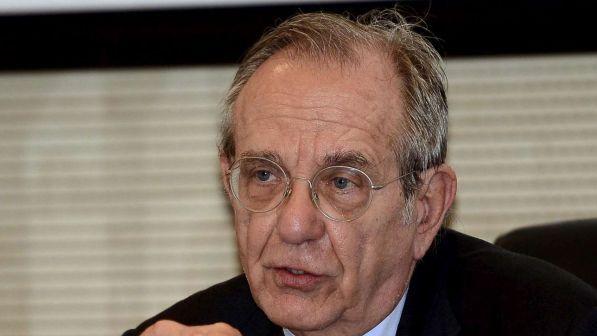 Padoan a Di Maio: "Noi consegniamo un'economia in crescita"