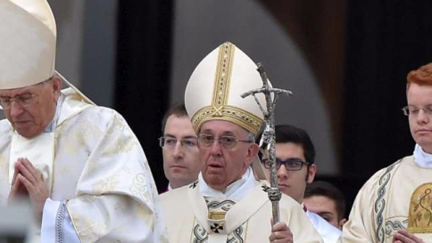 Papa: anteporre sempre misericordia