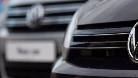Voucher Vw a clienti, Usa minimizza