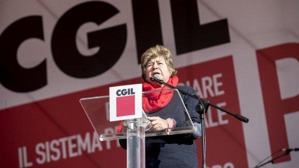Lavoro, Camusso: "Sbagliato tenere i negozi aperti 25 Aprile e 1 Maggio"