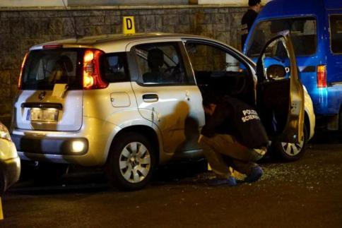 Napoli, poliziotto in borghese feritodurante una sparatoria