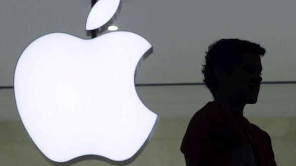 Apple per la prima volta sopra i 900 miliardi di capitalizzazione